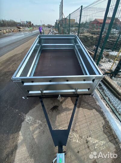 Прицеп на легковой автомобиль 2.2м на 1.3м