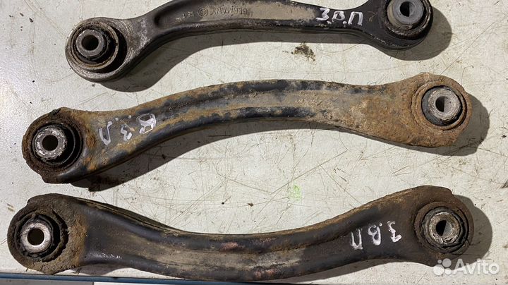 Подвеска заднего подрамника Mercedes Benz W210