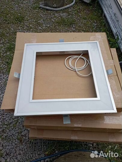 Светильник потолочный встраиваемый