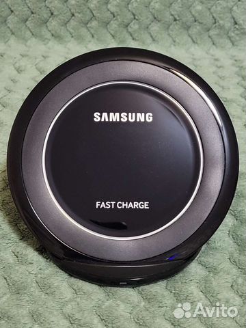 Беспроводная зарядка Samsung