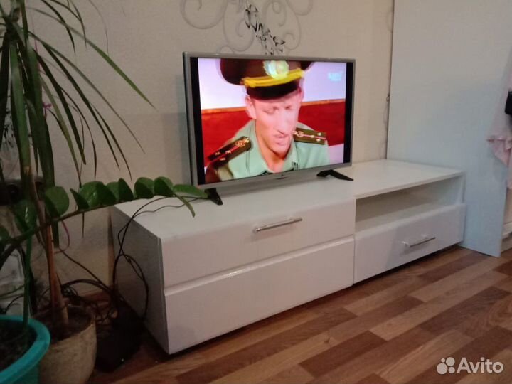 Тумба под тв