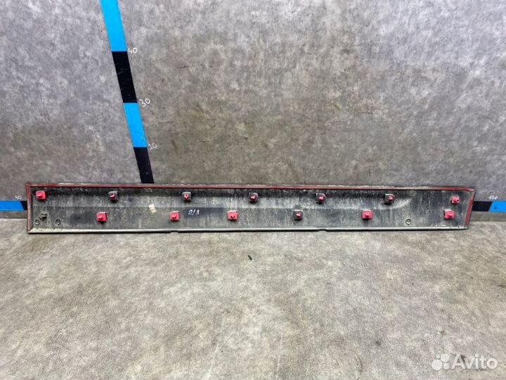 Накладка двери передняя левая Kia Sorento XM FL