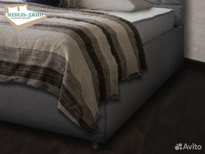 Кровати. Кровать с мягким изголовьем