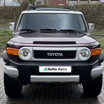 Toyota FJ Cruiser 4.0 AT, 2006, 157 800 км, с пробегом, цена 3 100 000 руб.