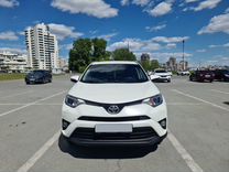 Toyota RAV4 2.0 CVT, 2015, 200 000 км, с пробегом, цена 2 150 000 руб.