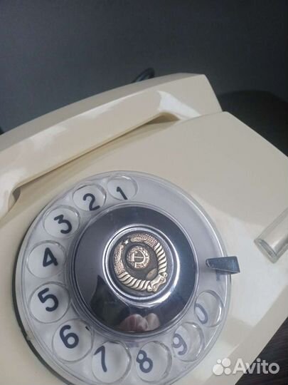 Старый телефон