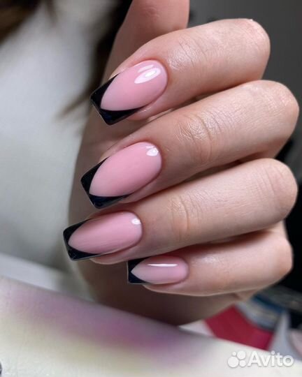 Маникюр, педикюр, м Владимирская