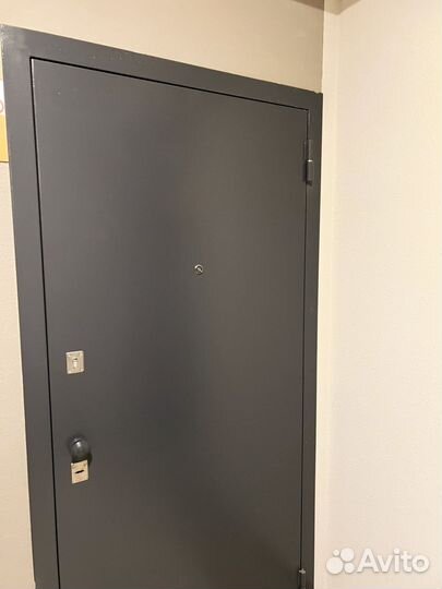 Дверь б.у. 960-2100 правая