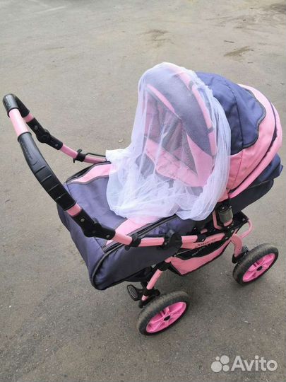 Коляска с сумкой