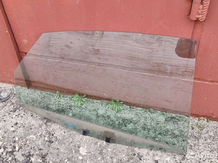 Стекло задней правой двери Ауди А6с5