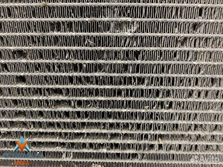 Радиатор кондиционера Volkswagen Golf 5 2008