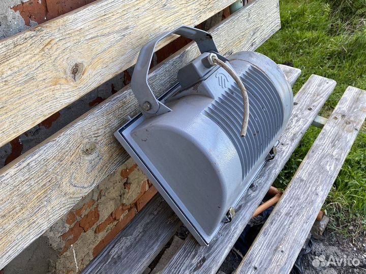 Прожектор 1 кВт