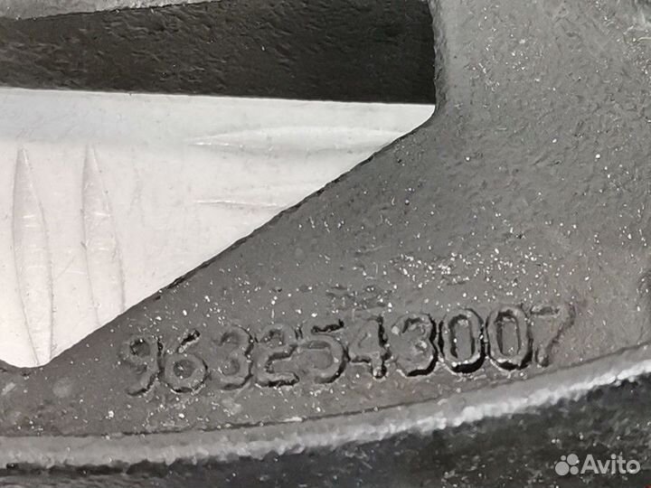 Кронштейн генератора Peugeot 206 2002