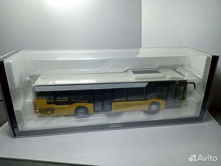 Модель автобуса Мерседес