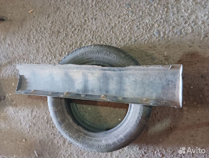 Накладка на порог наружная задняя левая Citroen C5