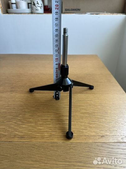 Стойка для микрофона настольная