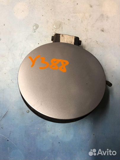 Крышка лючка бензобака 3B9809857