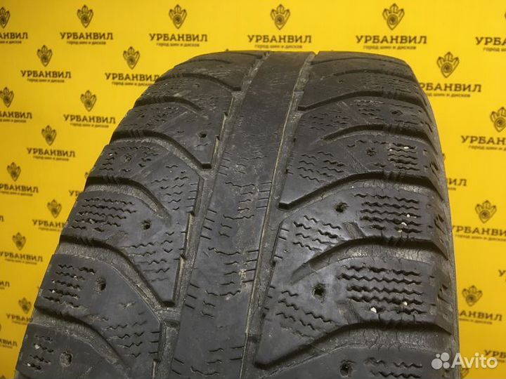 Bridgestone Ice Cruiser 7000 205/60 R16 92T