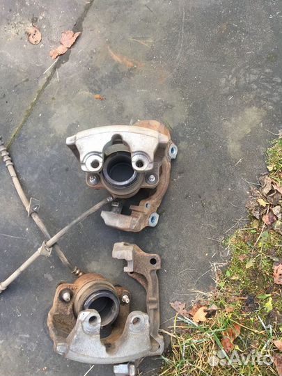 Суппорт (перед) на Форд Мондео 5