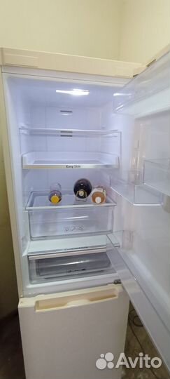 Холодильник samsung NO frost