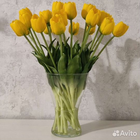 Букет искусственных цветов. Цветочнвя композиция