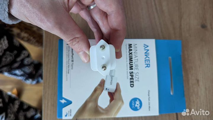 Блок питания для телефона Anker