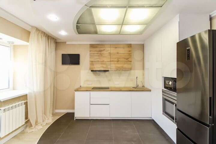 3-к. квартира, 90 м², 6/9 эт.