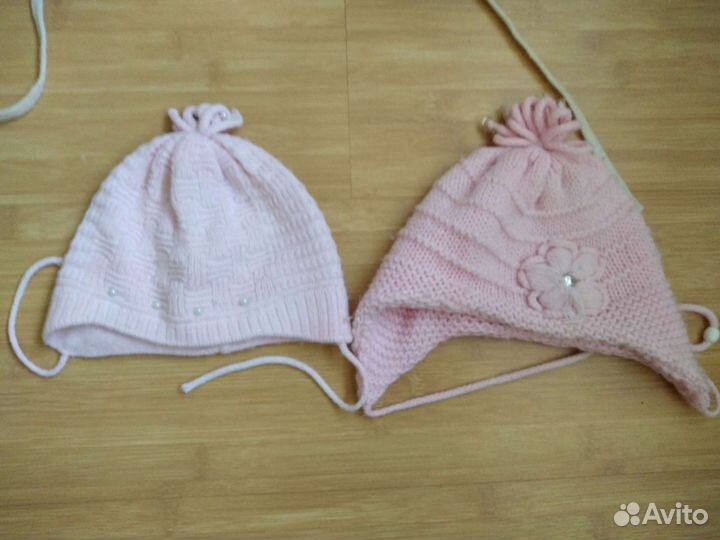 Пакет из 8 шапочек на девочку