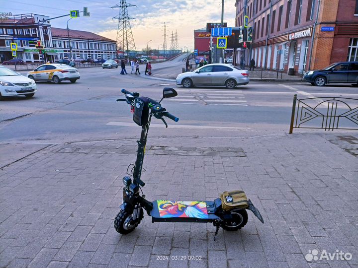 Электро самокат Куго м 5