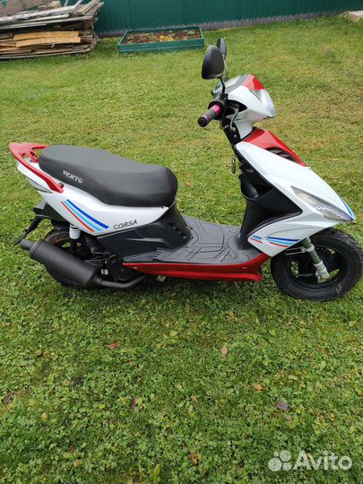 Скутер Vento Corsa