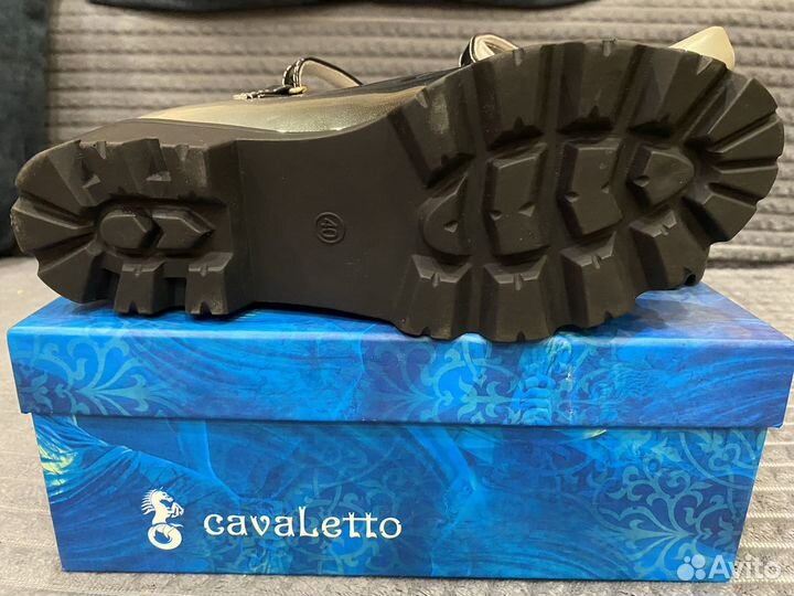 Туфли женские 39 размер новые