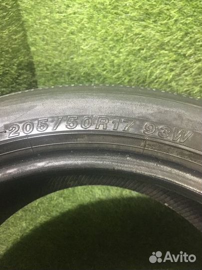 Yokohama BluEarth AE50 SUV 205/50 R17 93W