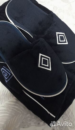 Мужская сауна, тапочки