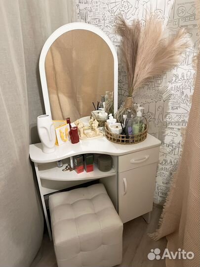 Туалетный столик бу