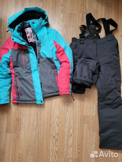 Горнолыжный костюм женский 44 46