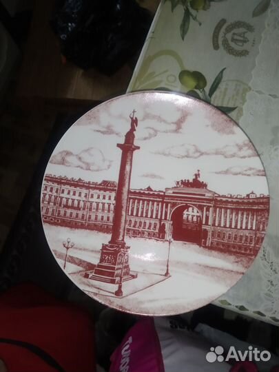 Продаются настенные тарелки
