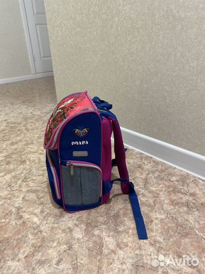 Школьный портфель для девочек