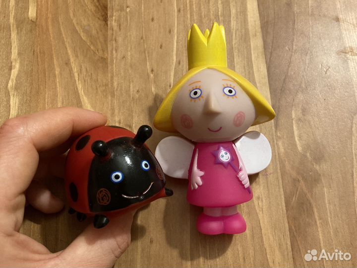 Божья коровка Гастон и Холли