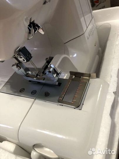 Швейная машинка