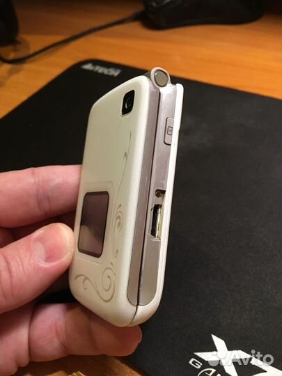 Телефон Samsung SGH-E420 раскладушка La fleur бела