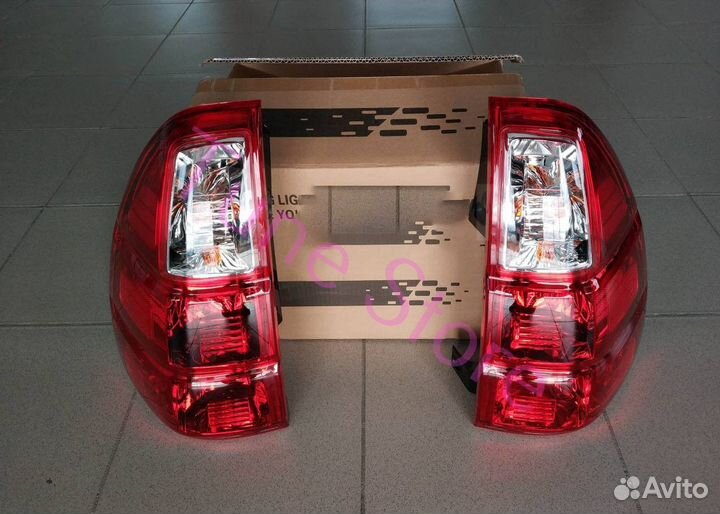 Стопы (задний фонарь) Lexus GX470