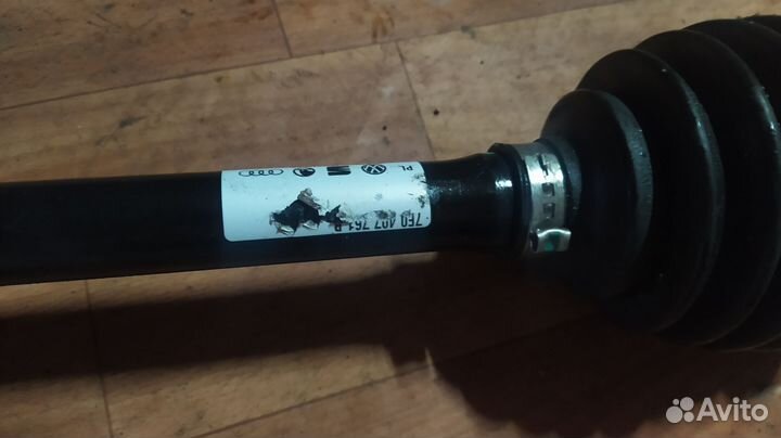 Приводной вал VW T5, T6(7E0407761B)