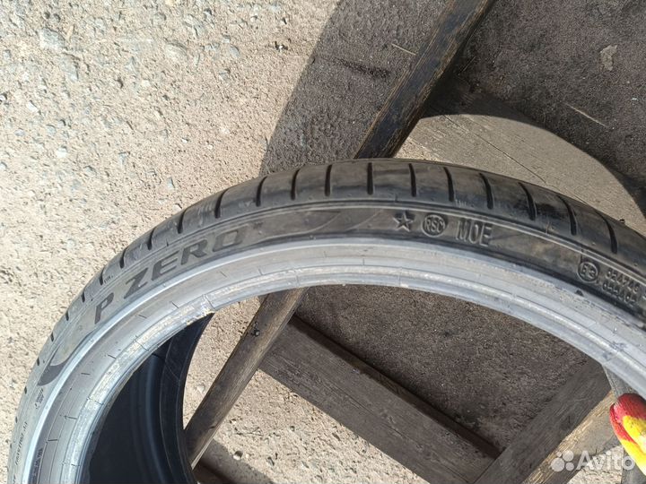 Pirelli P Zero PZ4 245/35 R20