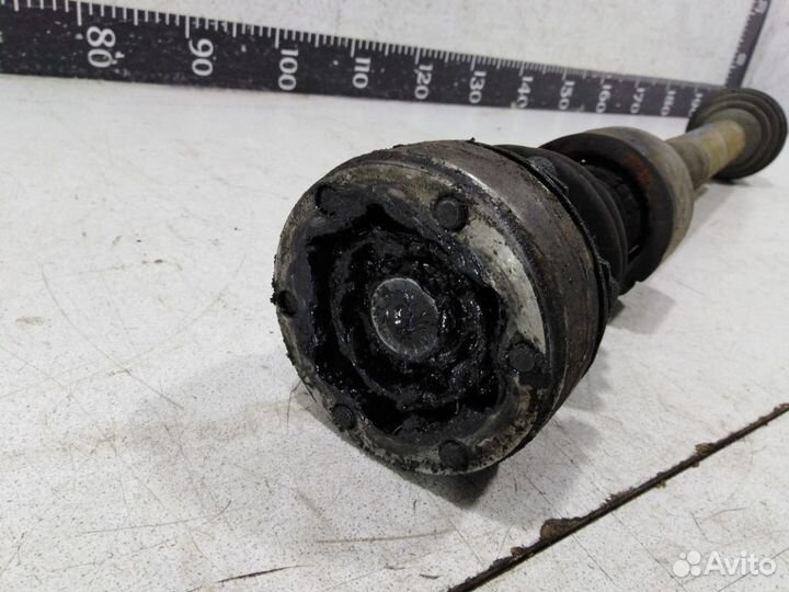 Привод передний правый