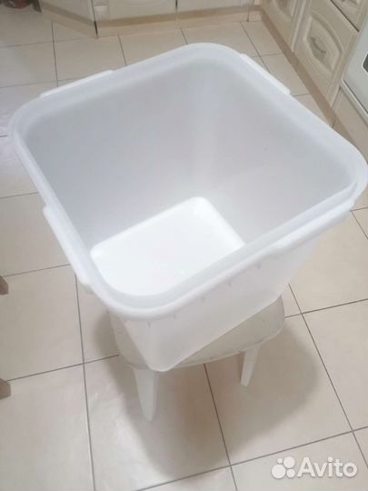 Контейнер пластиковый