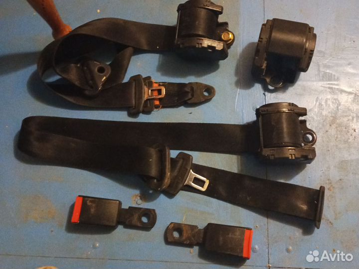 Ремни безопасности