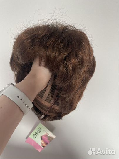Парик из искусственных волос
