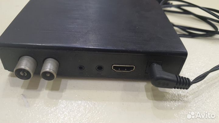 Приставка DVB-T2 эфир комби 2