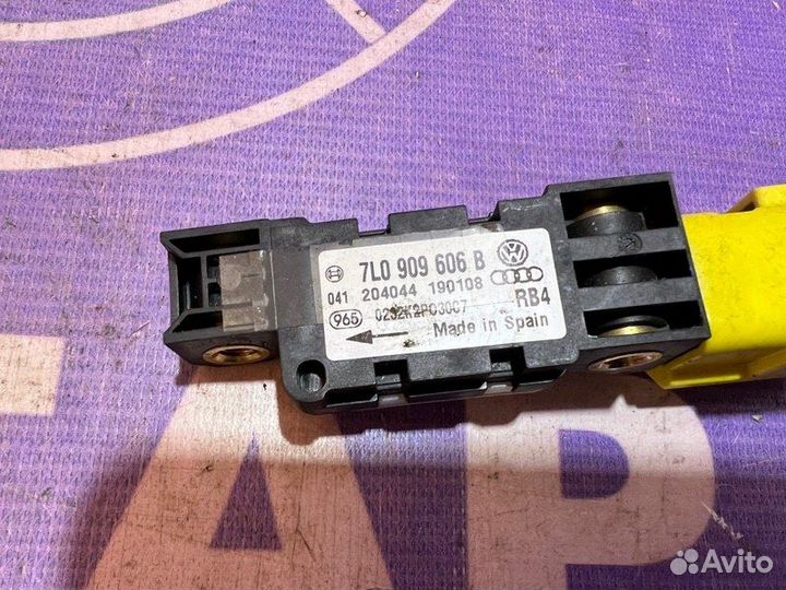 Датчик удара Volkswagen Touareg 7L GP BPE 2008