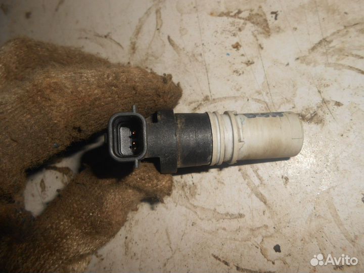 Датчик положения коленвала